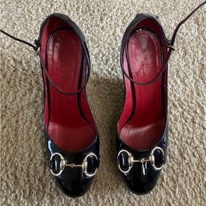 Authentic Gucci Star Pelle S Cuoio Vitello Vernice Size 7